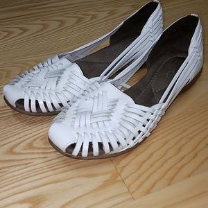 Naturalizer White Woven Flats, Size 8